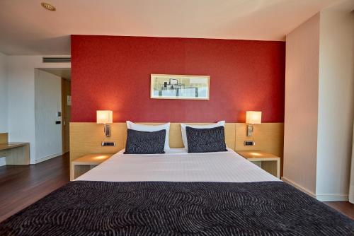 HABITACIÓN PANORÁMICA DELUXE del hotel Civis Luz Castellón. Foto 8