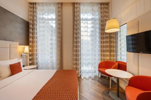 Habitación Doble Deluxe - 1 o 2 camas del hotel Ikonik Parlament. Foto 4