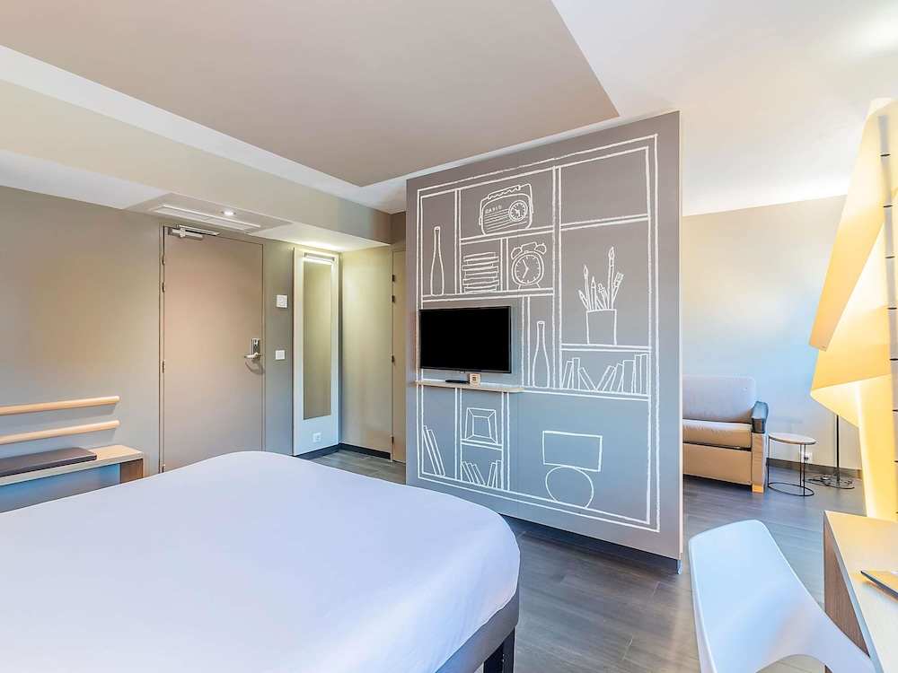 Suite con 1 cama doble Sweet Bed del hotel Ibis Lisboa Centro Liberdade. Foto 2