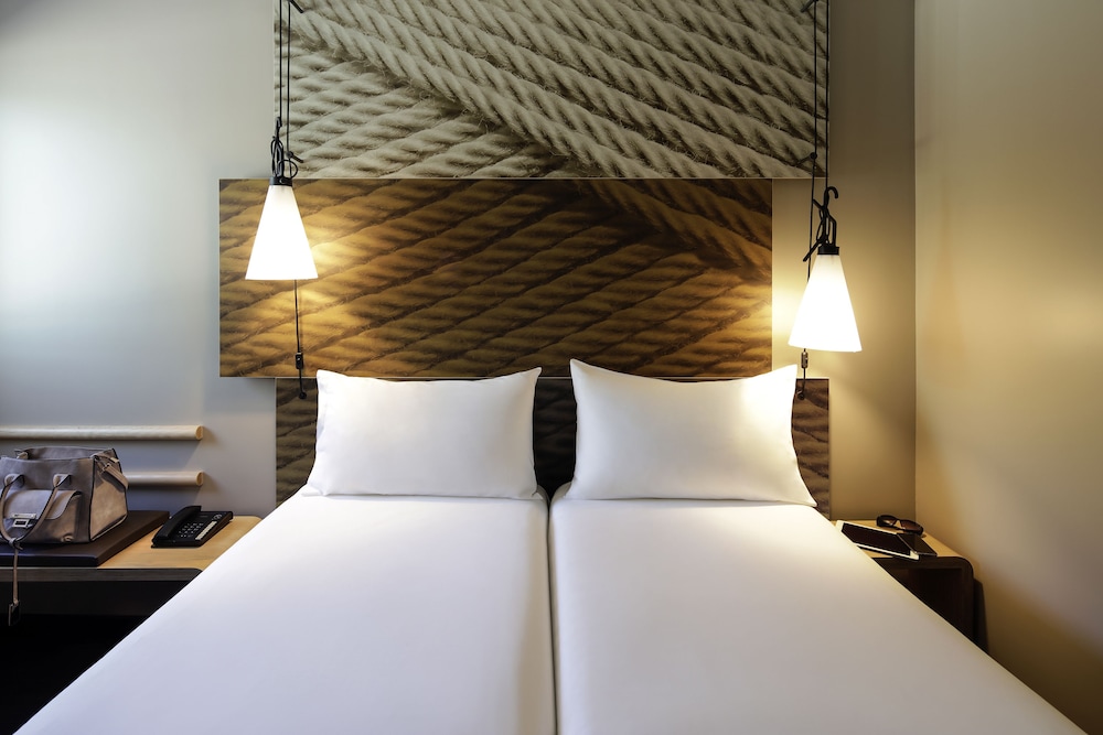 Habitación Standard con 2 camas individuales Sweet Bed del hotel Ibis Lisboa Centro Liberdade. Foto 1