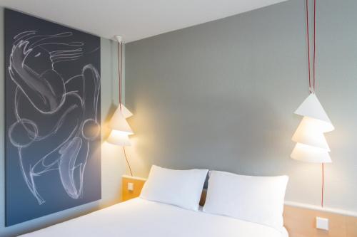 Habitación Doble Estándar - No fumadores del hotel Ibis Porto Sao Joao. Foto 11