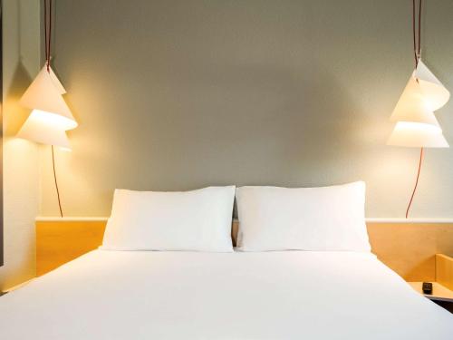 Habitación Doble Estándar - No fumadores del hotel Ibis Porto Sao Joao. Foto 14