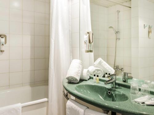Habitación Doble Superior - No fumadores del hotel Ibis Porto Sao Joao. Foto 7