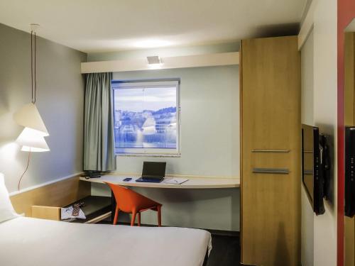 Habitación Triple - No fumadores del hotel Ibis Porto Sao Joao