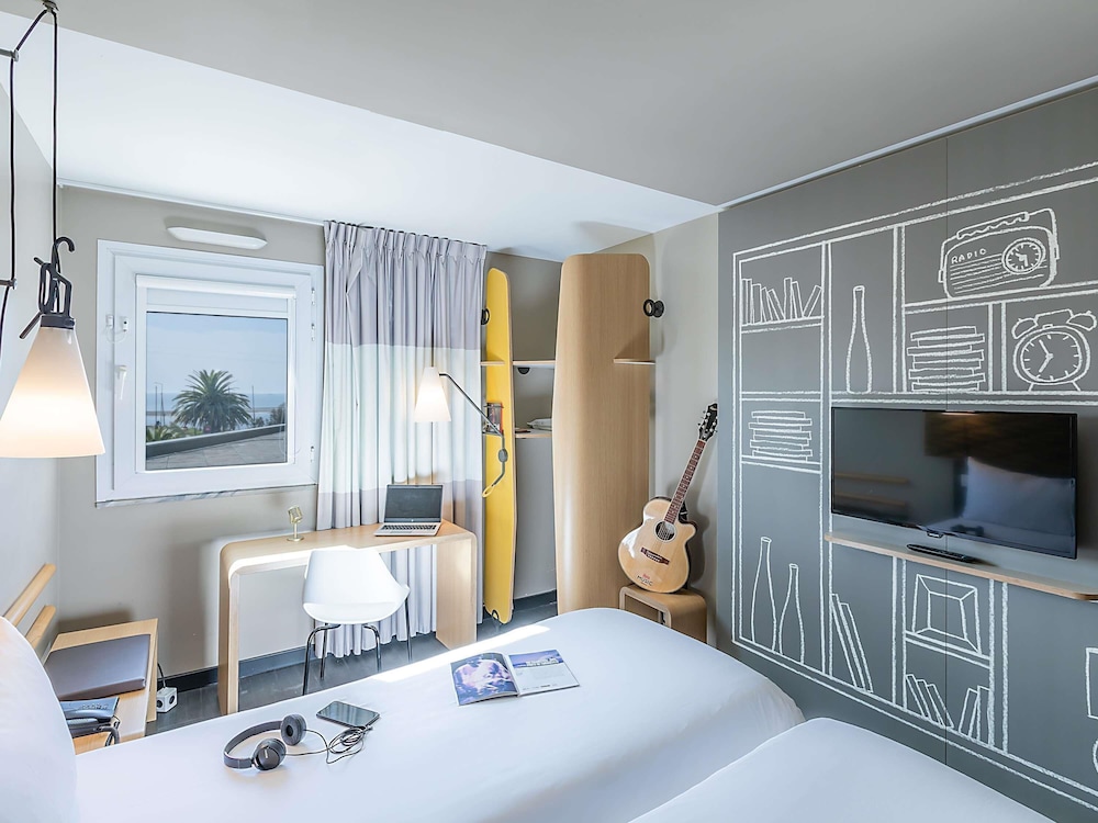 Habitación clásica doble, 1 cama doble del hotel Ibis Porto Gaia. Foto 18
