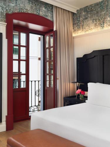 Suite Deluxe del hotel H10 Corregidor Boutique. Foto 3