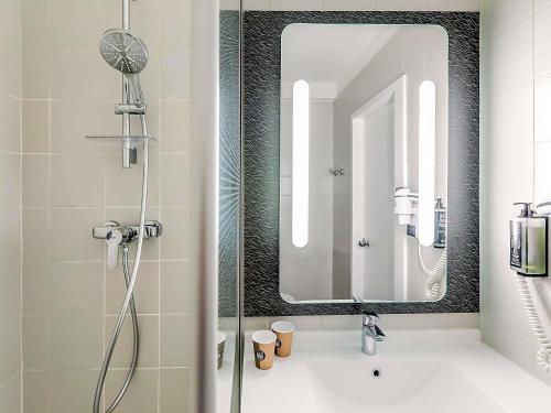 Habitación Doble Estándar del hotel Ibis Evora. Foto 1