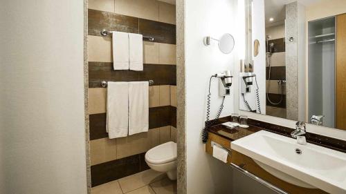 Habitación triple Vista Jardin Sofá Cama incluido 2 Camas dobles del hotel Robinson Esquinzo Playa - All Inclusive. Foto 1