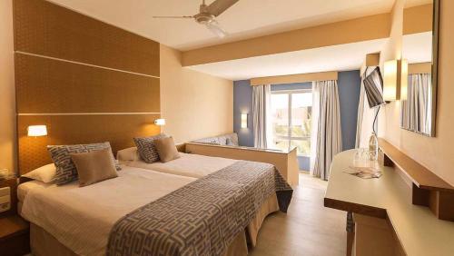 Habitación Doble Superior del hotel Robinson Esquinzo Playa - All Inclusive