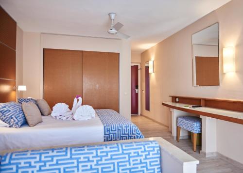 Habitación individual Vista Jardin Superior Sofá Cama incluido 1 Cama Individual del hotel Robinson Esquinzo Playa - All Inclusive. Foto 5