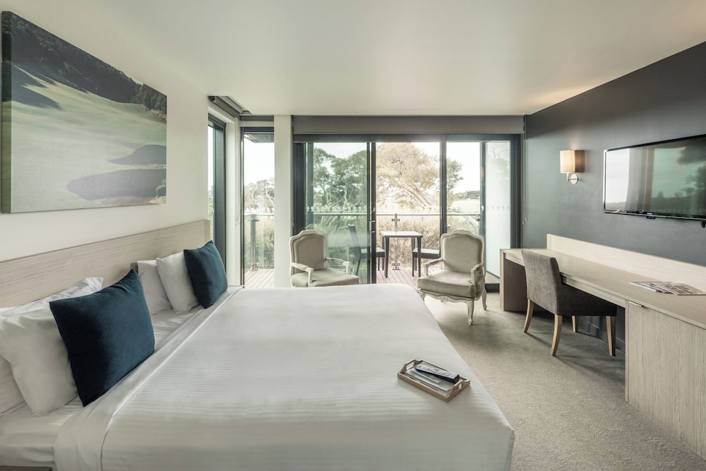 Habitación Privilege 1 Cama King Vistas al Golf y Balcón del hotel Mercure Portsea Golf Club And Resort. Foto 8