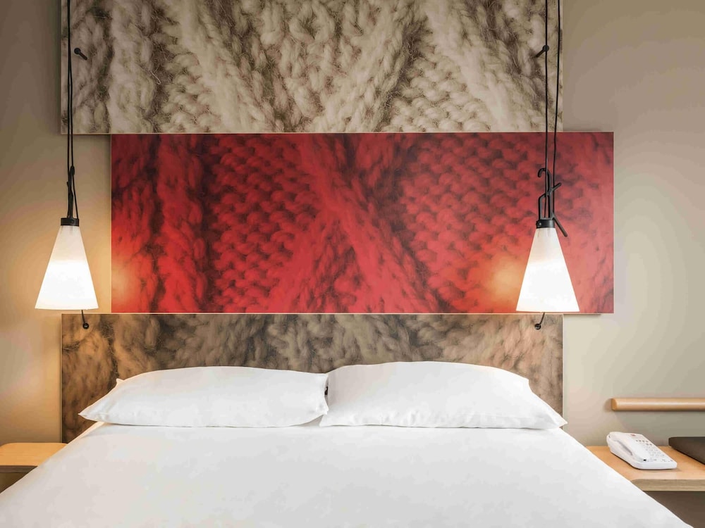 Habitación estándar doble, 1 cama doble, no fumadores del hotel Ibis Coimbra Centro. Foto 22