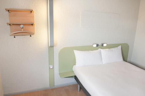 Habitación Doble del hotel Ibis Budget Goussainville Cdg. Foto 2