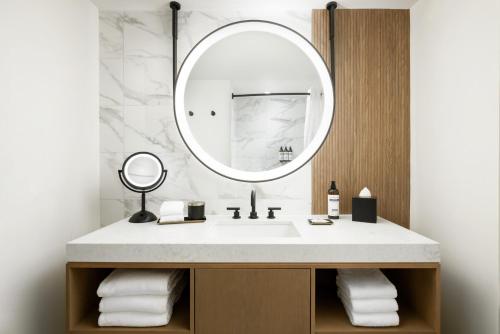 Habitación con 2 camas grandes del hotel Hyatt Regency Times Square. Foto 2