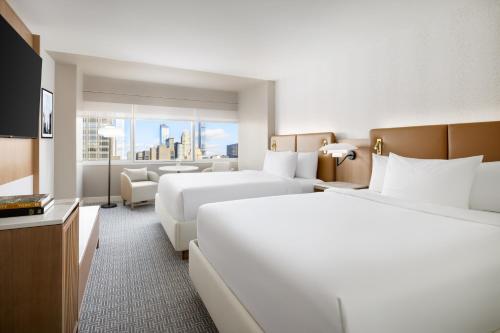 Habitación con vistas a Times Square - 2 camas dobles grandes del hotel Hyatt Regency Times Square