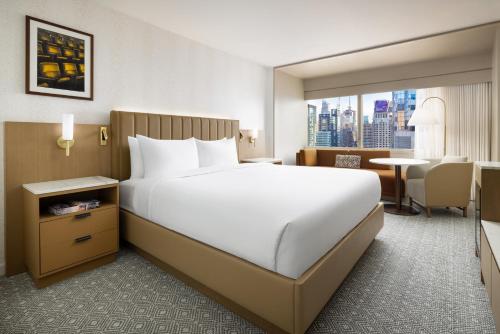 Habitación con vistas a Times Square - 1 cama extragrande del hotel Hyatt Regency Times Square. Foto 1