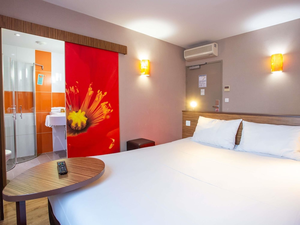 Habitación Estándar con 1 cama doble del hotel Ibis Styles Bourges. Foto 11