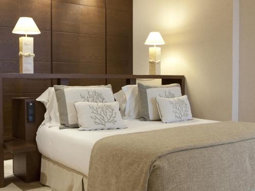 Suite Junior con vistas al mar del hotel Las Arenas Balneario Resort