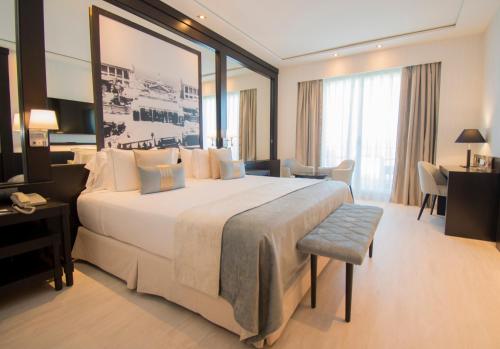 Habitación Doble Executive con terraza y vistas al mar - 1 o 2 camas del hotel Las Arenas Balneario Resort