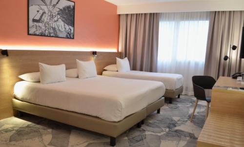 Habitación Familiar (2 adultos y 2 niños de hasta 14 años) del hotel Des Congrès
