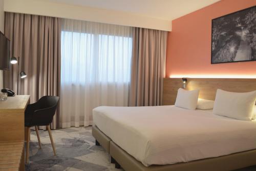 Habitación Estandar del hotel Des Congrès. Foto 1