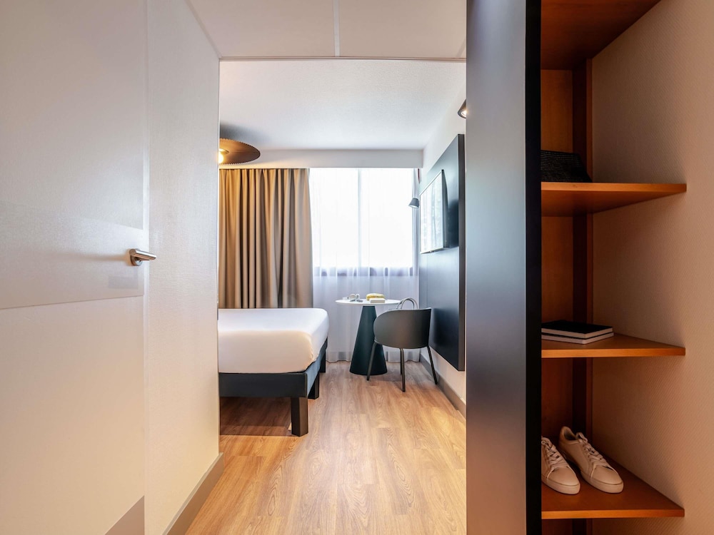 Habitaciones Comunicadas del hotel Ibis Bordeaux Saint Emilion. Foto 3