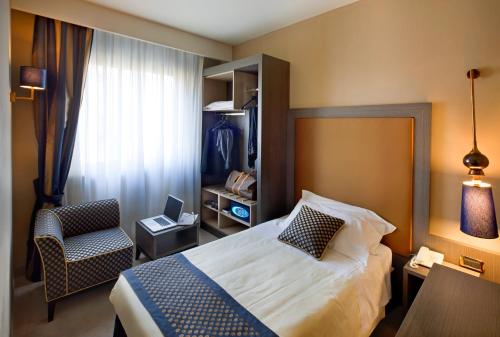 Habitación Individual Clásica del hotel Mozart. Foto 6