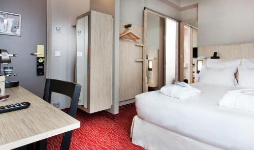 Habitación Doble Privilege París del hotel Libertel Gare Du Nord Suede. Foto 4