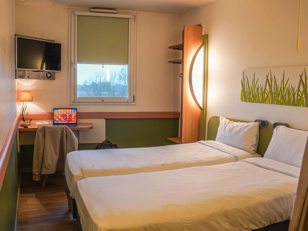 Habitación doble 2 Camas individuales del hotel Ibis Budget Bayeux
