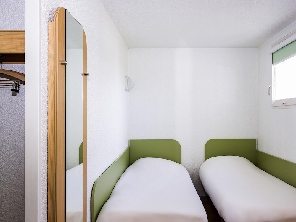 TWIN - Habitación con dos camas individuales del hotel Ibis Budget Quimper