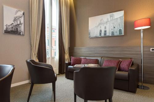 Suite Junior del hotel Artemide. Foto 7