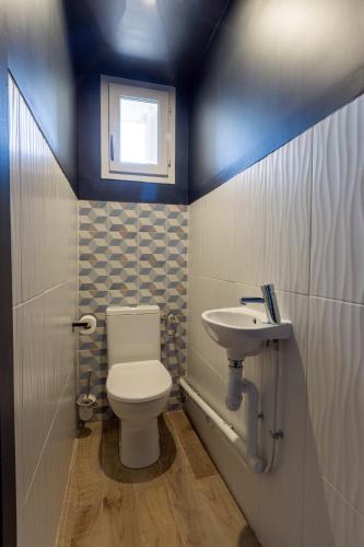 Habitación Individual con baño en el rellano del hotel Maât Etoile. Foto 2