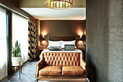 Suite Loft del hotel Roxy New York. Foto 1