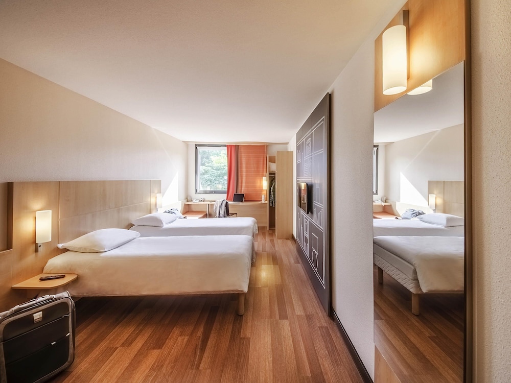 Habitación Estándar 2 Camas Individuales del hotel Ibis Sarlat Centre