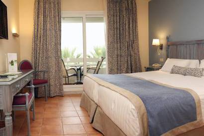 Habitación doble Vista Mar del hotel Fuerte Conil - Resort. Foto 5