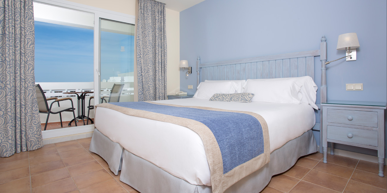 Junior suite Vista Mar Exclusive del hotel Fuerte Conil - Resort. Foto 3