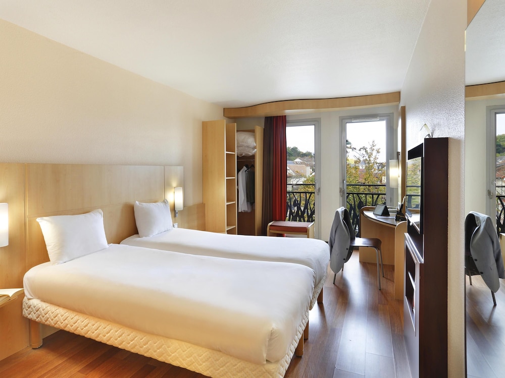 Habitación Standard con dos camas individuales del hotel Ibis Etampes