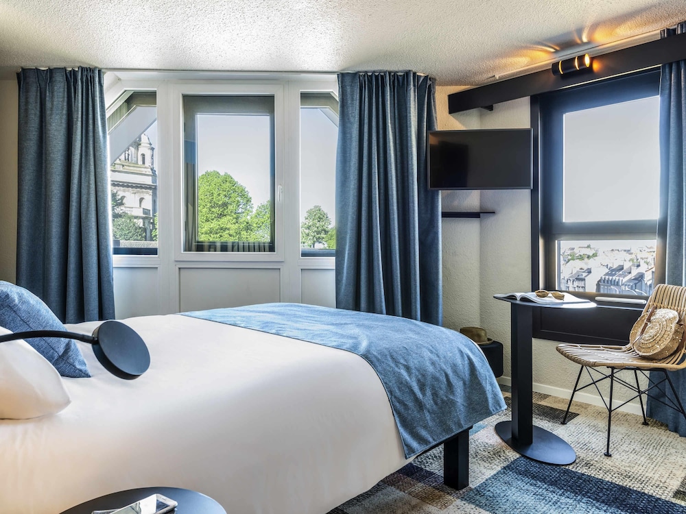 Habitación Superior con una cama doble del hotel Ibis Styles Boulogne Centre Cathédrale