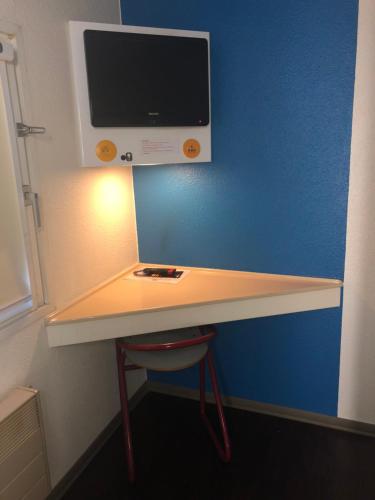 Habitación TRÍO para un máximo de tres personas Ideal para familias, parejas o amigos del hotel Hotelf1 Saverne Monswiller