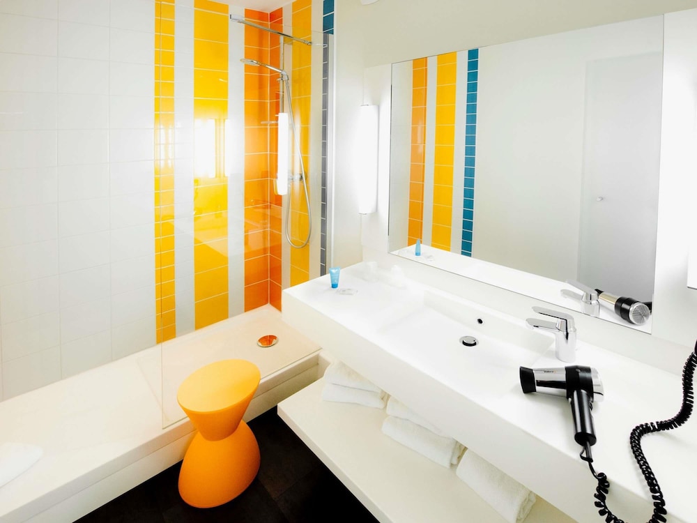 Habitación Estándar con 1 cama doble del hotel Ibis Styles Brest Centre Port. Foto 3