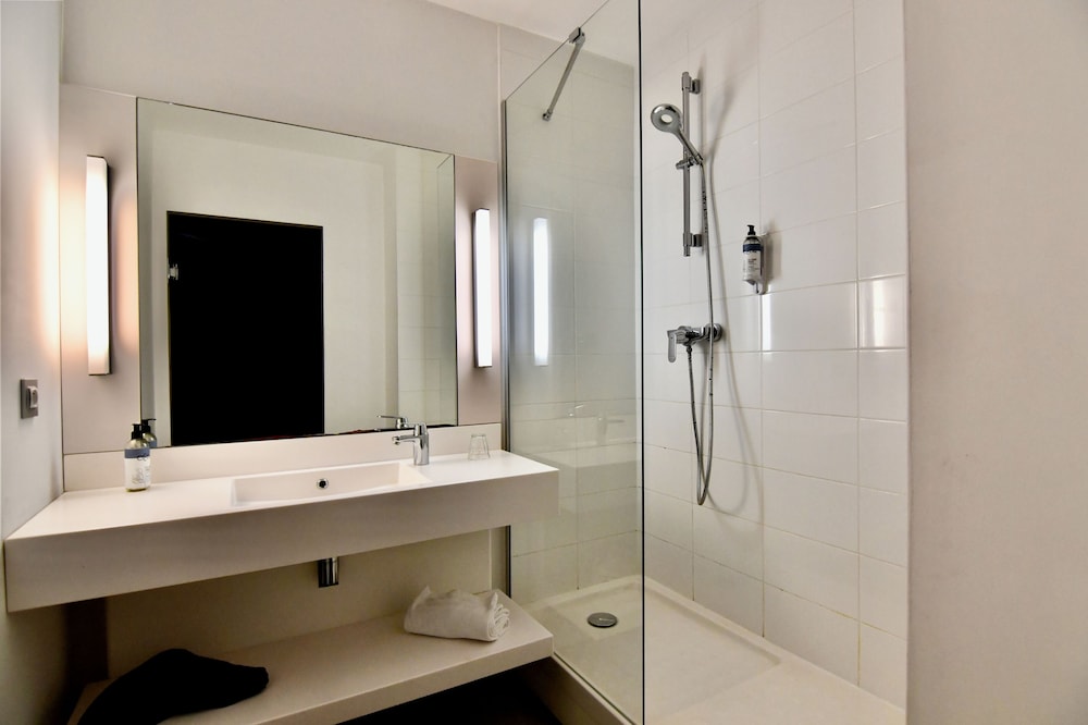 Habitación Familiar del hotel Ibis Budget Brest Centre Port. Foto 4