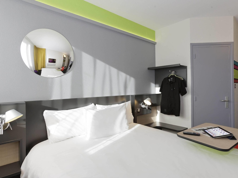 Habitación Estándar con 1 cama doble del hotel Ibis Styles Roanne Centre Gare. Foto 5