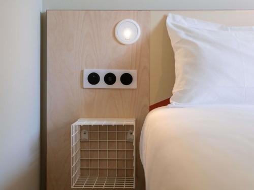 Habitación Estandar del hotel f1 Le Luc Le Cannet-des-maures. Foto 4