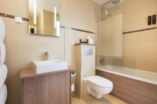 Habitación Triple del hotel Turenne Marais. Foto 3