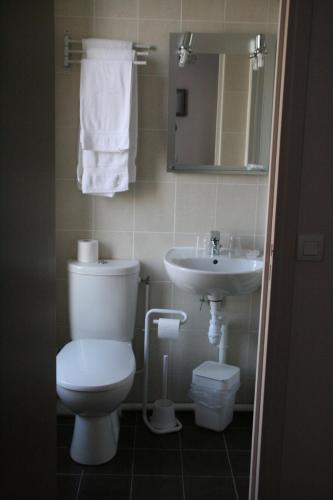Habitación Doble Superior del hotel Du Roussillon. Foto 5