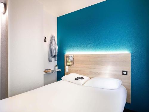 Habitación Cabrio con baño privado para hasta 2 huéspedes del hotel Hotelf1 Strasbourg Pont De L'europe. Foto 5