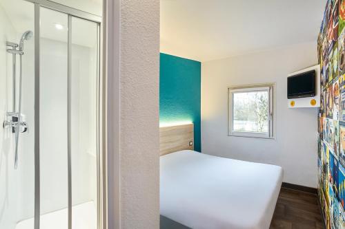 Habitación Cabrio con baño privado para hasta 2 huéspedes del hotel Hotelf1 Strasbourg Pont De L'europe. Foto 8