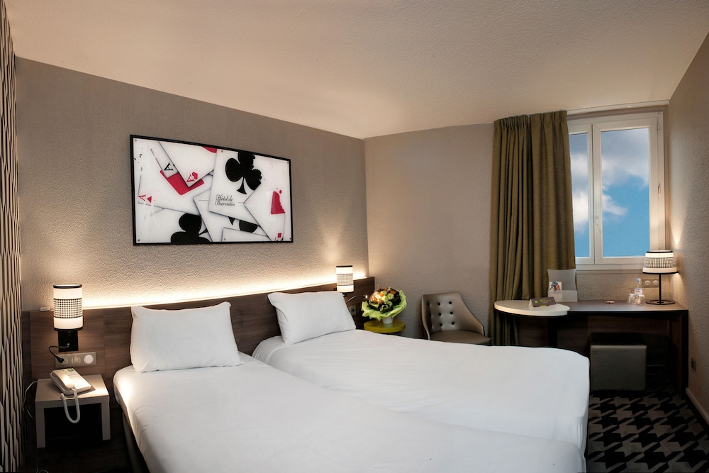 Habitación estándar con dos camas individuales del hotel Ibis Styles Rouen Nord-barentin. Foto 2