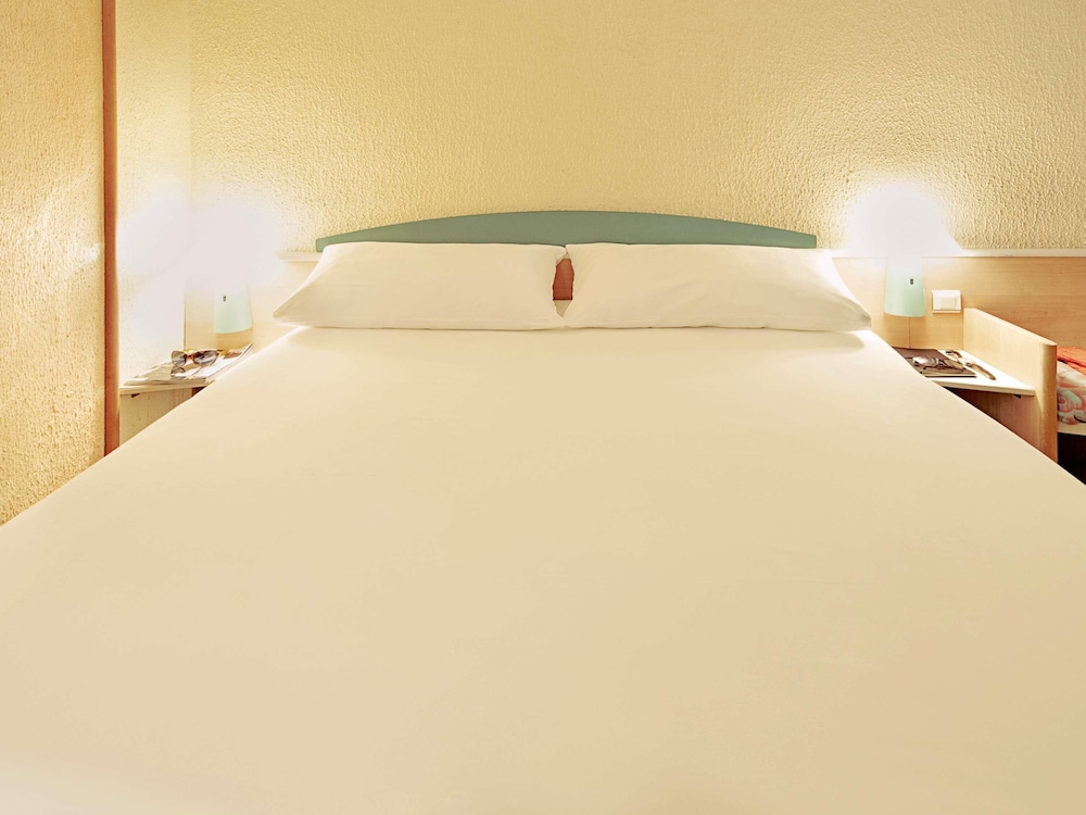 Habitación Estándar con 1 cama doble del hotel Ibis Belfort Danjoutin. Foto 3