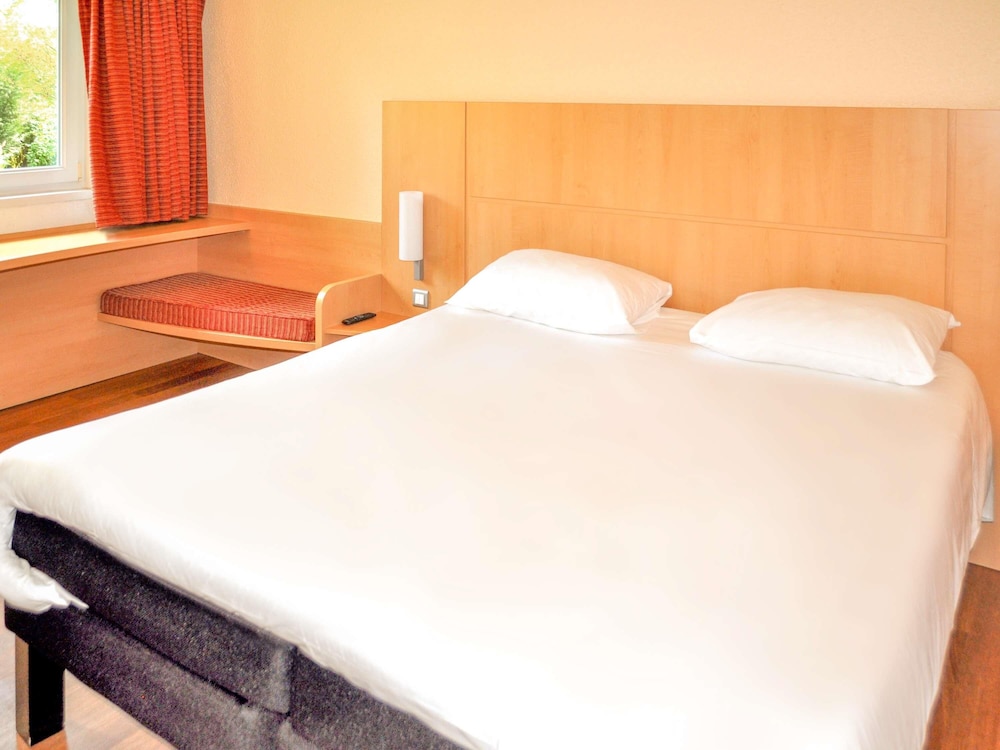 Habitación Estándar con 1 cama doble del hotel Ibis Belfort Danjoutin. Foto 5